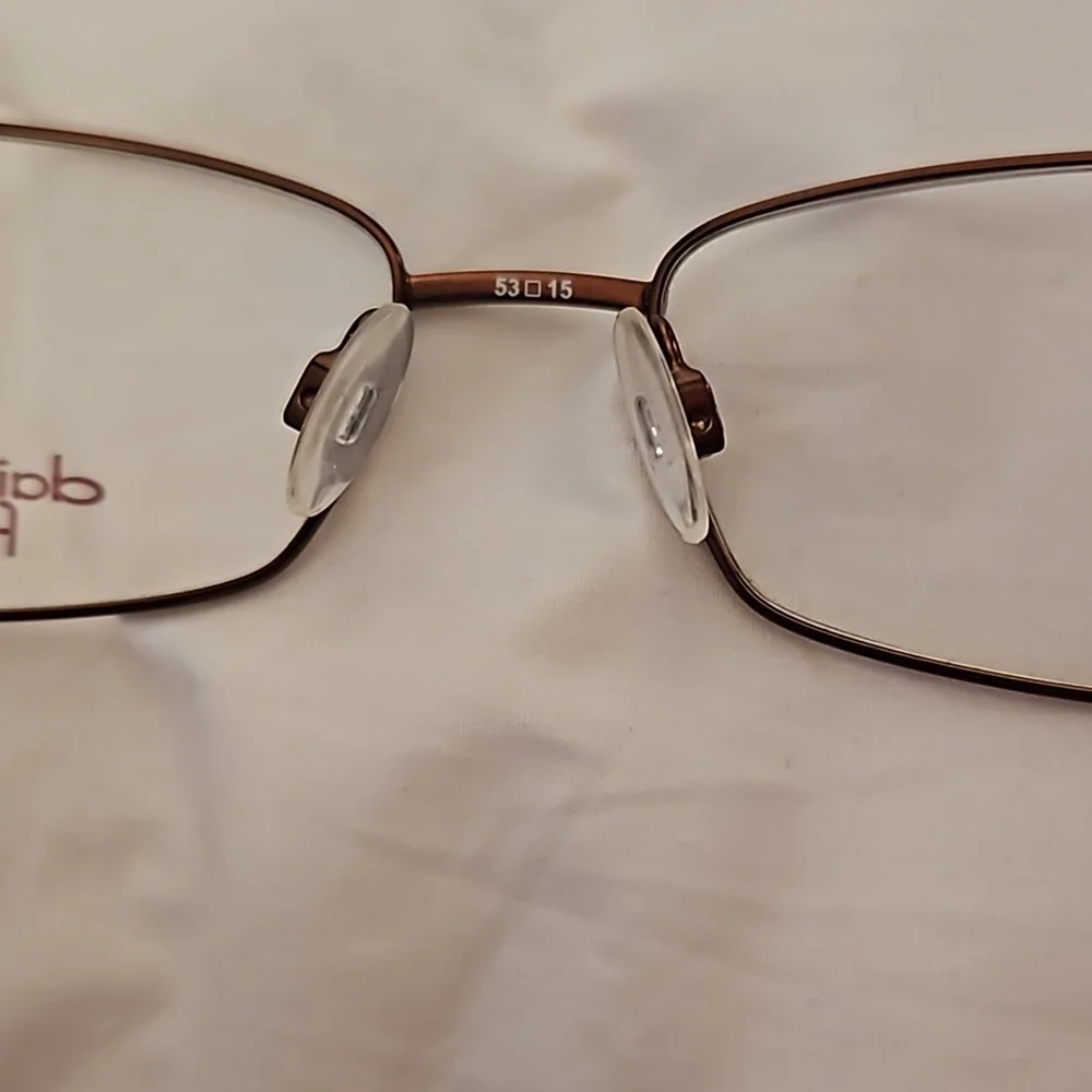 New Daisy Fuentes glasses frames (53 15)